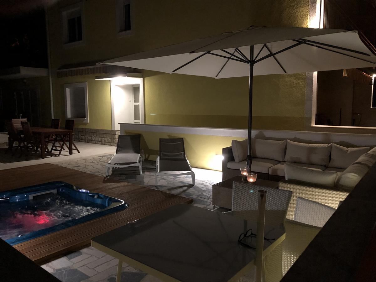 Apartments & Rooms Marina Dramalj Extérieur photo